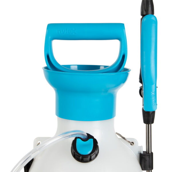 8L Shoulder Sprayer - Image 2