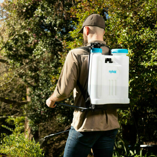 12L Backpack Sprayer - Image 3