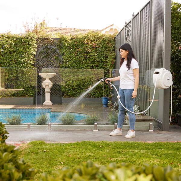 Retractable Hose Reel 25m - White - Image 4